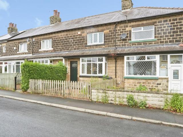 House for sale in Rufford Park, Yeadon