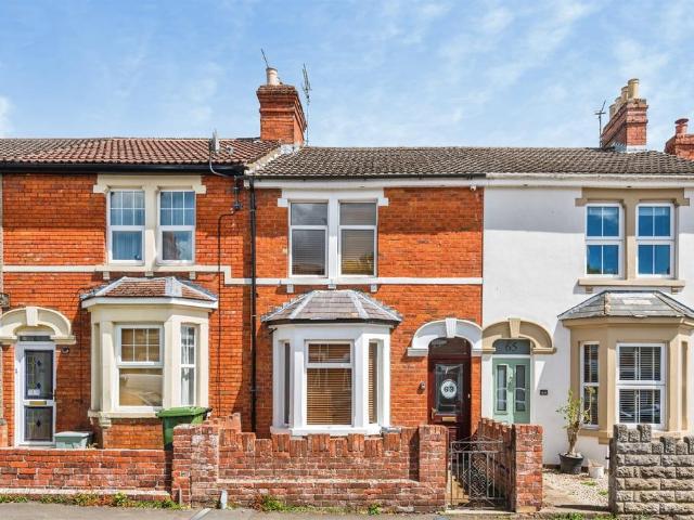 House for sale in Old Town, Swindon