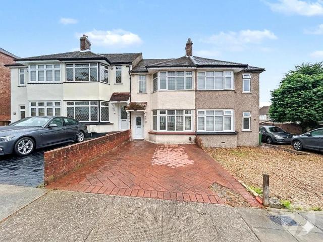 House for sale in Blackfen, Greater London