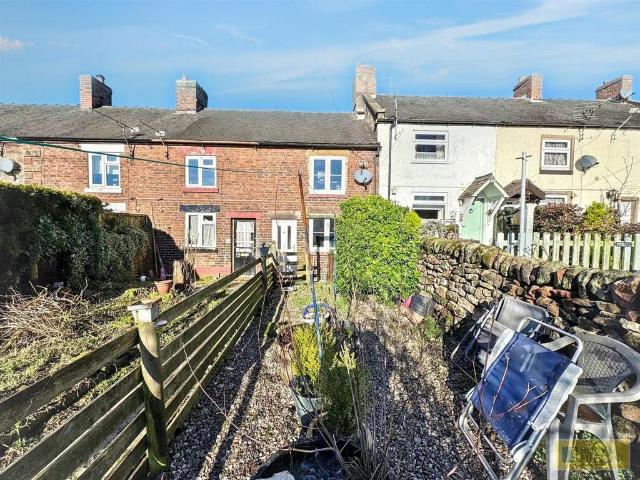 House for sale in Kingsley Moor, Staffordshire