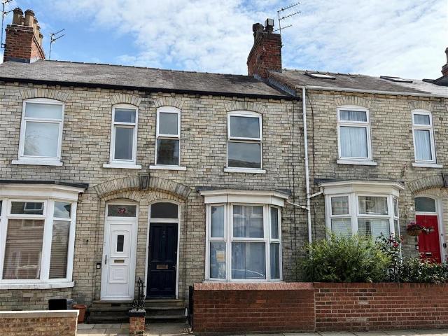 House for sale in High Field, York