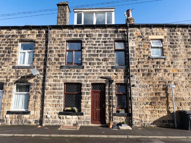 House for sale in Farsley, Leeds
