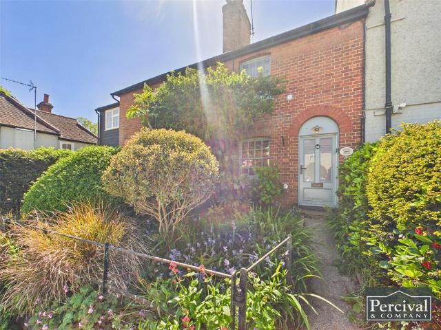 House for sale in Chipping Hill, Essex