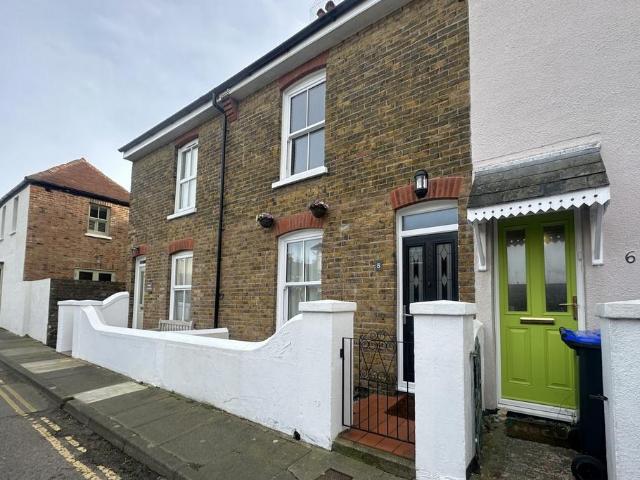 House for sale in Middle Deal, Ash