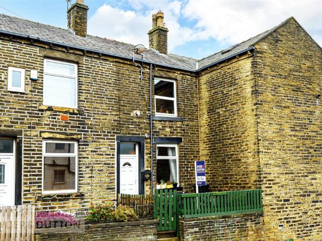 House for sale in Friendly, Sowerby Bridge