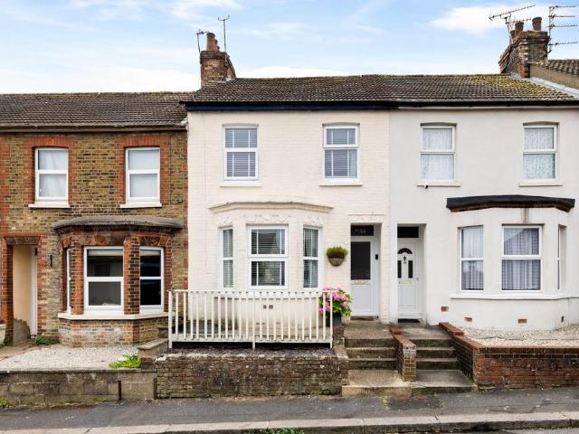 House for sale in Clarendon, Ash