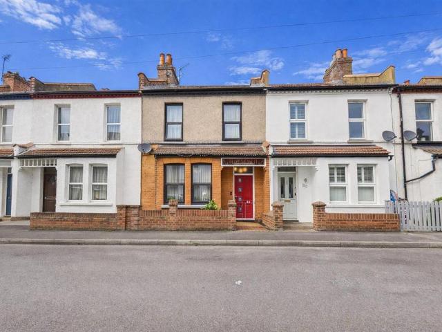 House for sale in London Borough of Merton, Collier's Wood