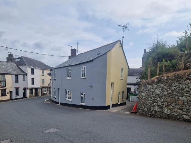 House for sale in Strode, Devon