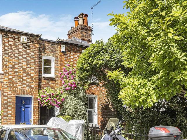 House for sale in The Slade, Oxfordshire