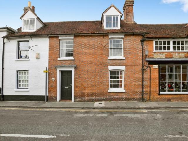 House for sale in Littlecote, West Sussex