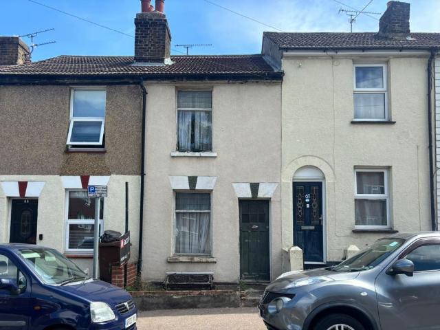 House for sale in Brompton, Gillingham