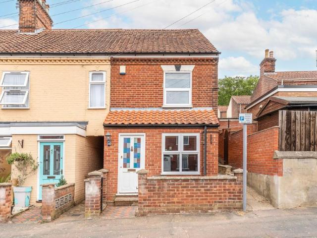 House for sale in East Bank, Norfolk