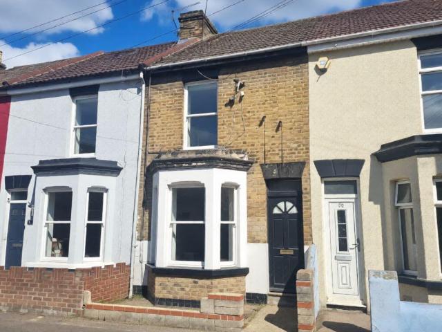 House for sale in Brompton, Gillingham