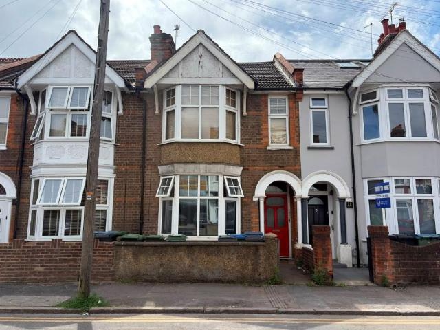 House for sale in Holywell Estate, North Watford