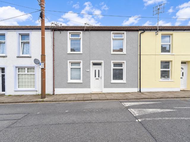 House for sale in Gadlys, Aberdare