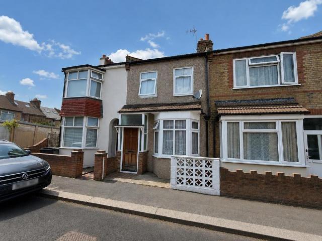 House for sale in Highams Park, Greater London