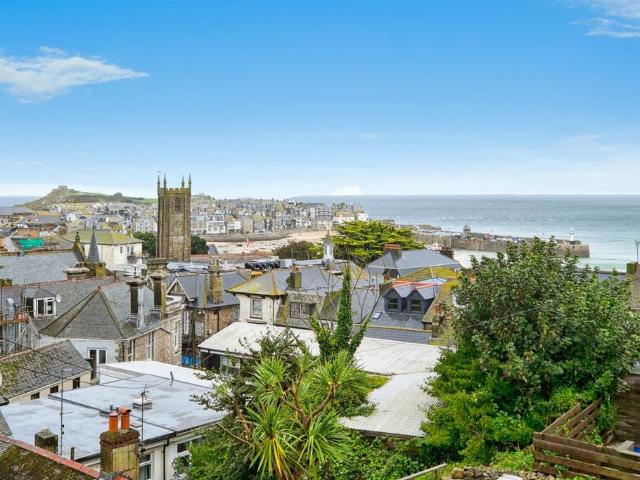 House for sale in Penbeagle, Cornwall