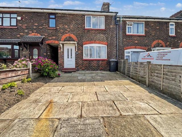 House for sale in Kirkhams, Bury