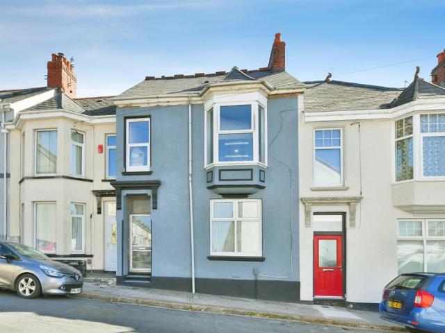 House for sale in Pennycomequick, Mount Wise