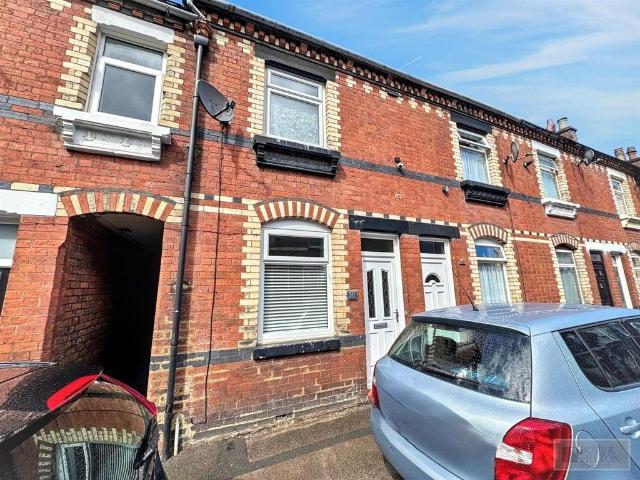 House for sale in Kingsley Moor, Staffordshire