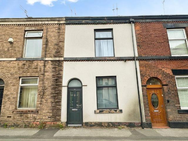 House for sale in Chesham, Bury