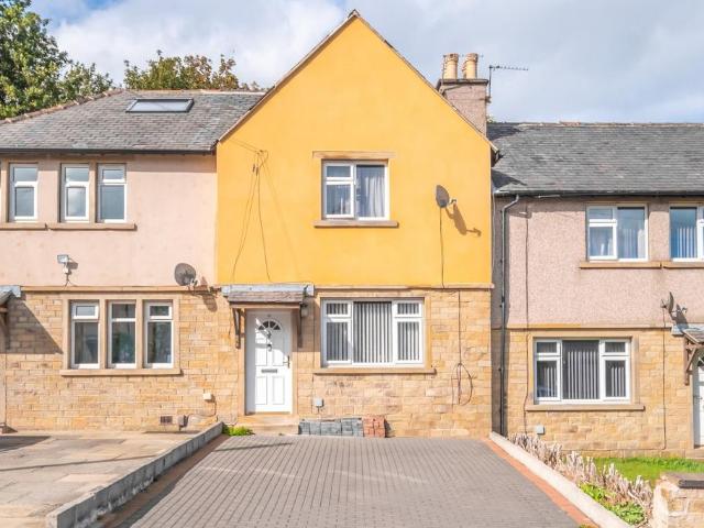 House for sale in Milnsbridge, West Yorkshire