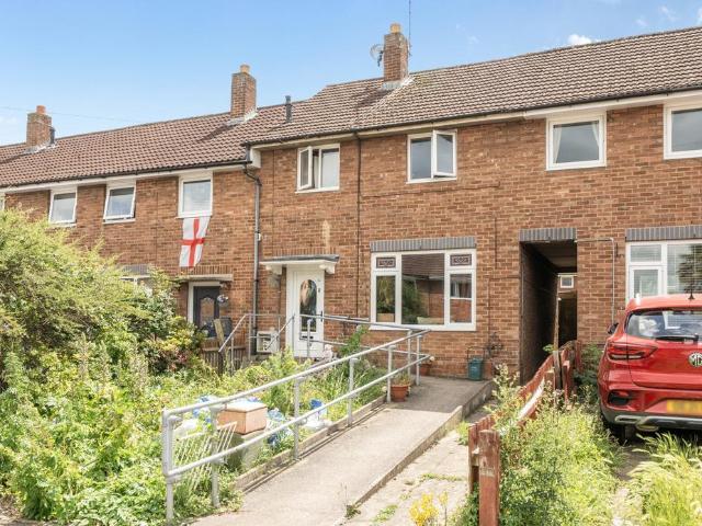 House for sale in Witcombe, Pamington
