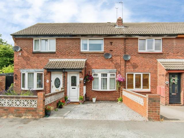 House for sale in Ferrybridge, West Yorkshire