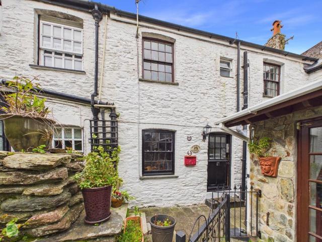 House for sale in Looe, Cornwall