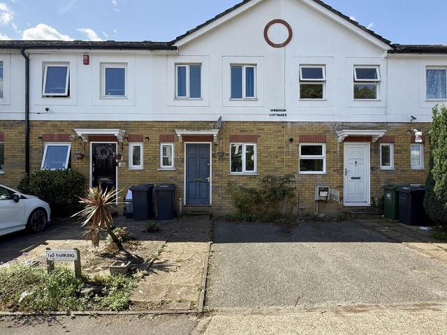 House for sale in London Borough of Lewisham, New Cross