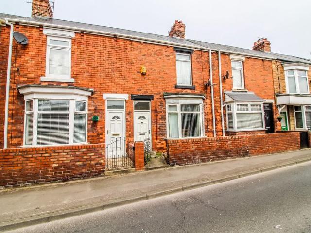 House for sale in Lambton