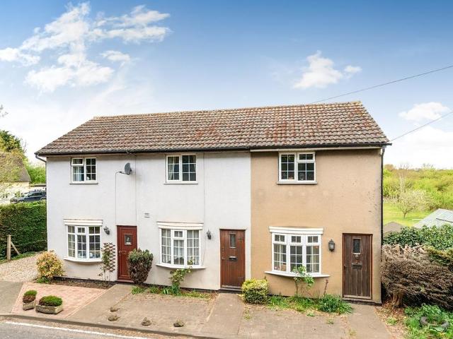 House for sale in Henlow, Bedfordshire