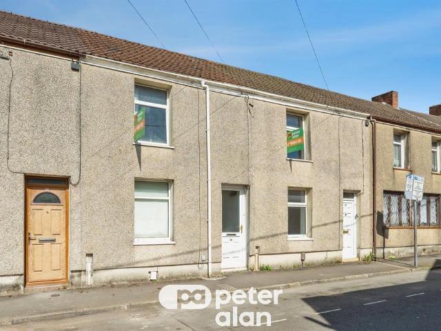 House for sale in Cimla, Neath