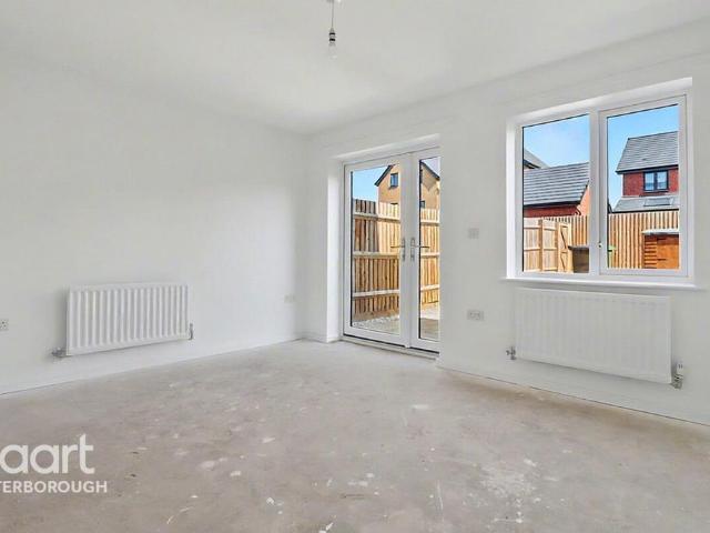 House for sale in Hampton Gardens, Peterborough