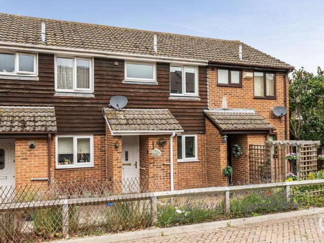 House for sale in Oad Street, Kent