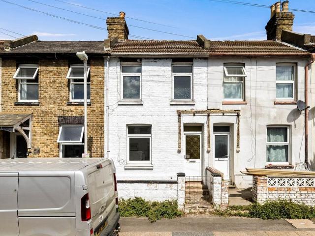 House for sale in Clarendon, Ash