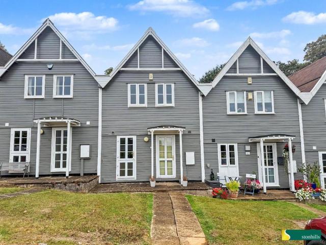 House for sale in Southfields, Northampton