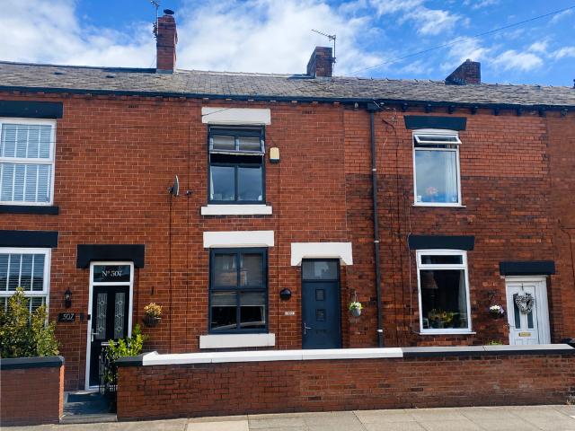 House for sale in Pendock, Greater Manchester