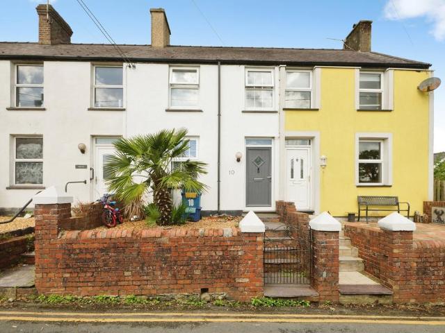 House for sale in Llanystumdwy, Chwilog