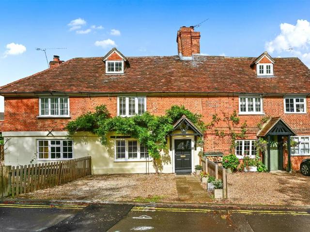 House for sale in Moulsham Green, Hart