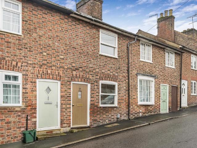 House for sale in Ashlyns Estate, Pouchen End