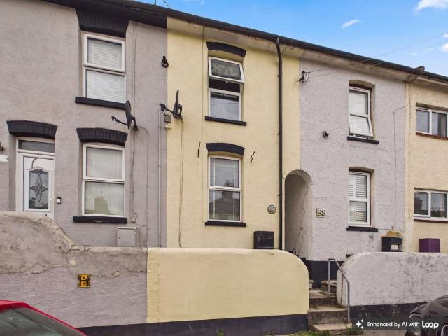 House for sale in Halling