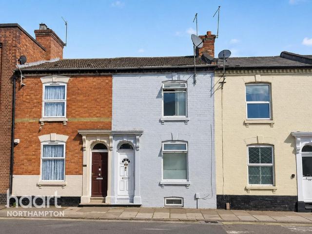 House for sale in Semilong, Northampton