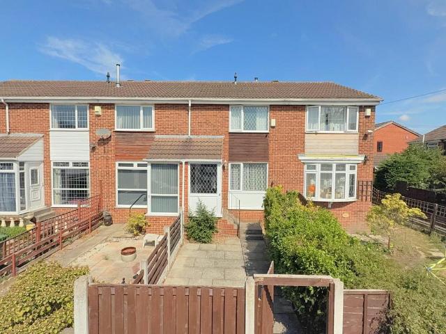 House for sale in Wortley, West Yorkshire