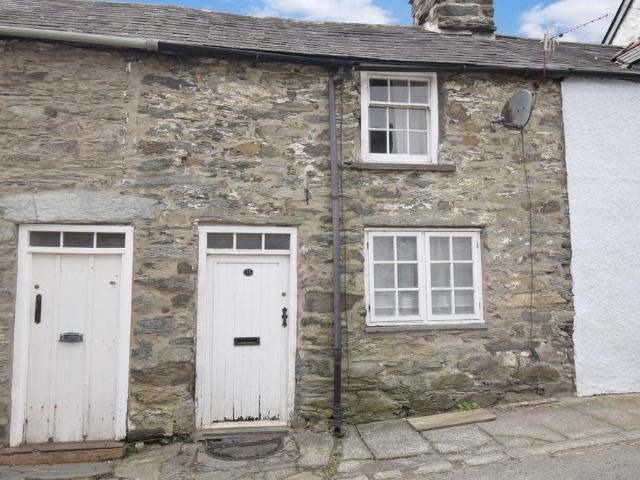House for sale in Llandderfel