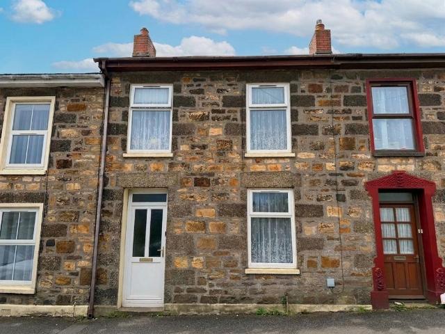 House for sale in Roseworthy, Cornwall