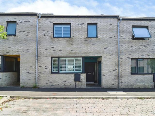House for sale in Feckenham, City Of Bristol