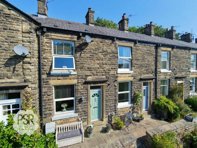House for sale in Thornsett, Charlesworth