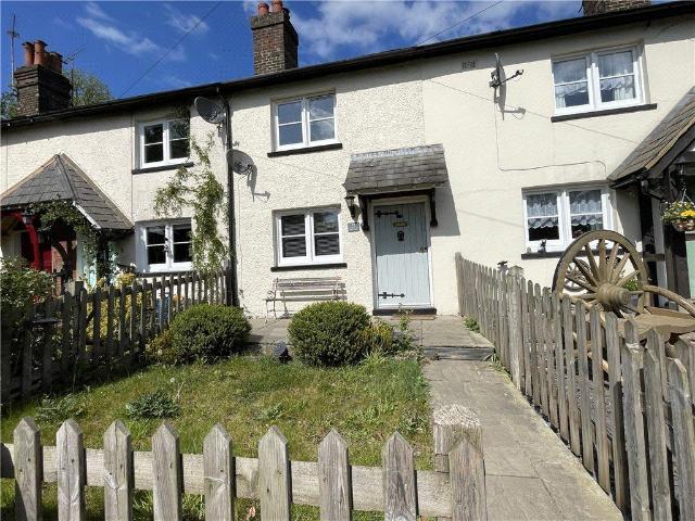 House for sale in Gaddesden Row, Pouchen End