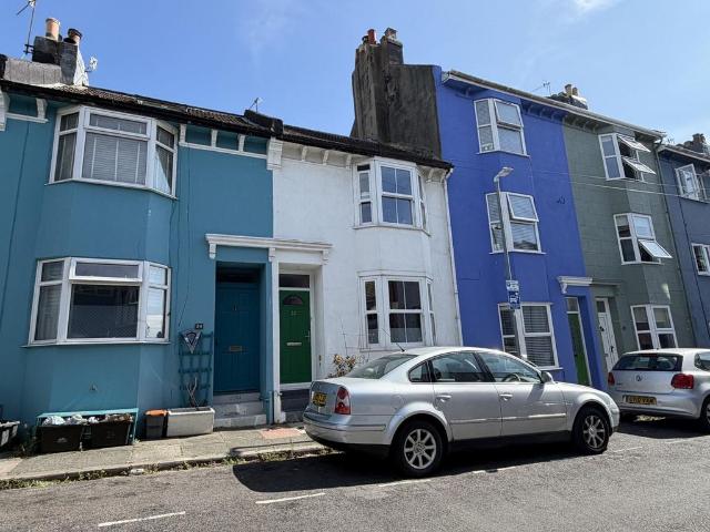 House for sale in Queen's Park, Brighton & Hove